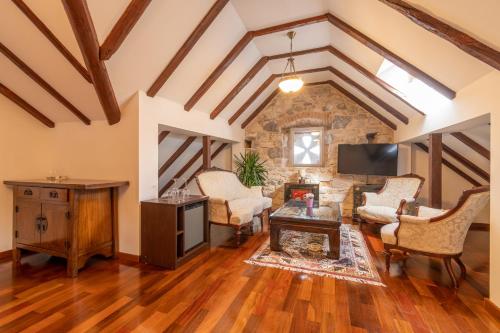 heritage villa apolon