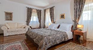 heritage villa apolon