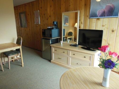 rocky mountain springs lodge