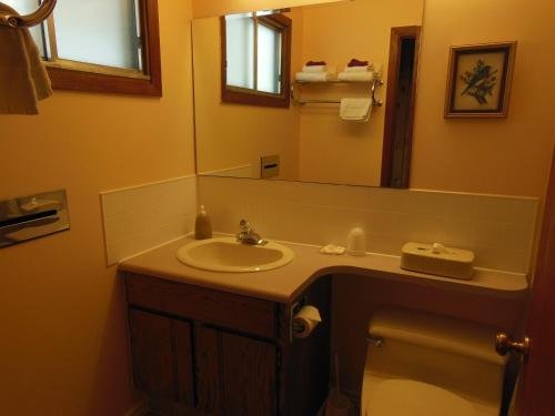 rocky mountain springs lodge