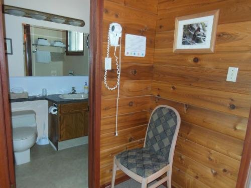 rocky mountain springs lodge