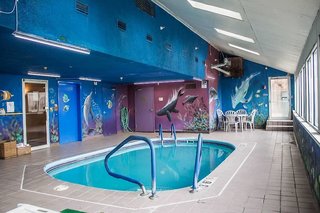 Econo Lodge Kent - Akron West,Brimfield>>Akron,2 star