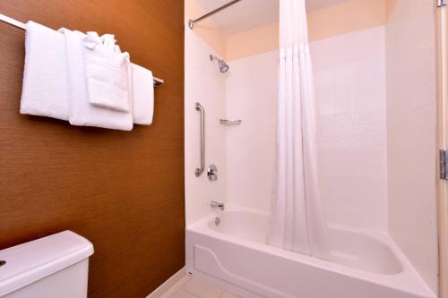 fairfield inn by marriott louisville north