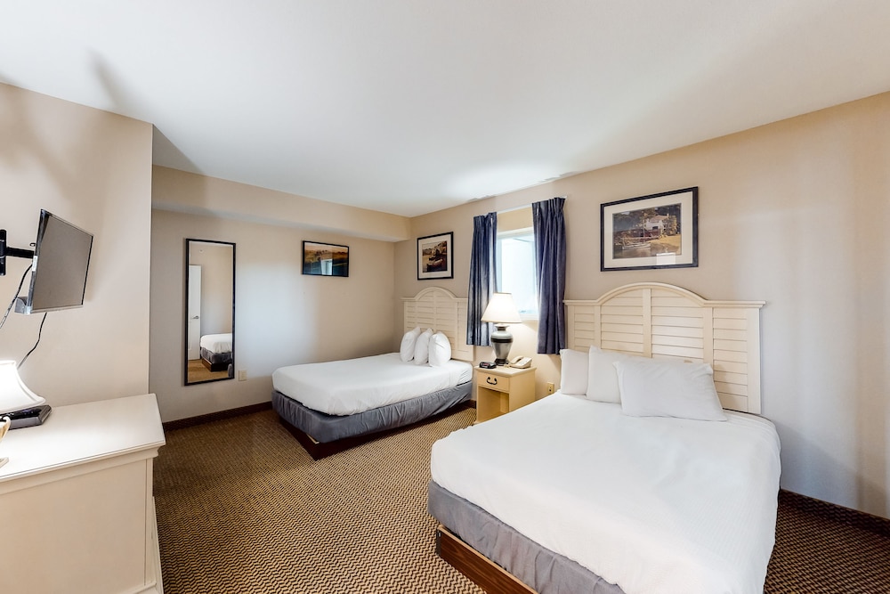 harbourgate marina club