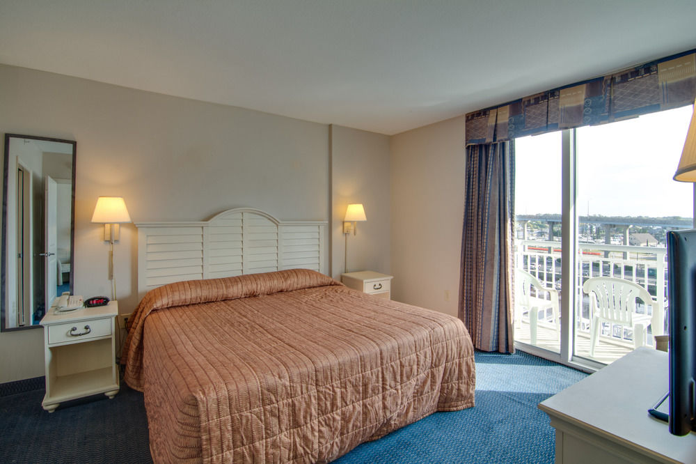 harbourgate marina club