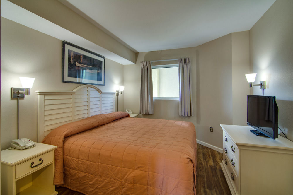 harbourgate marina club