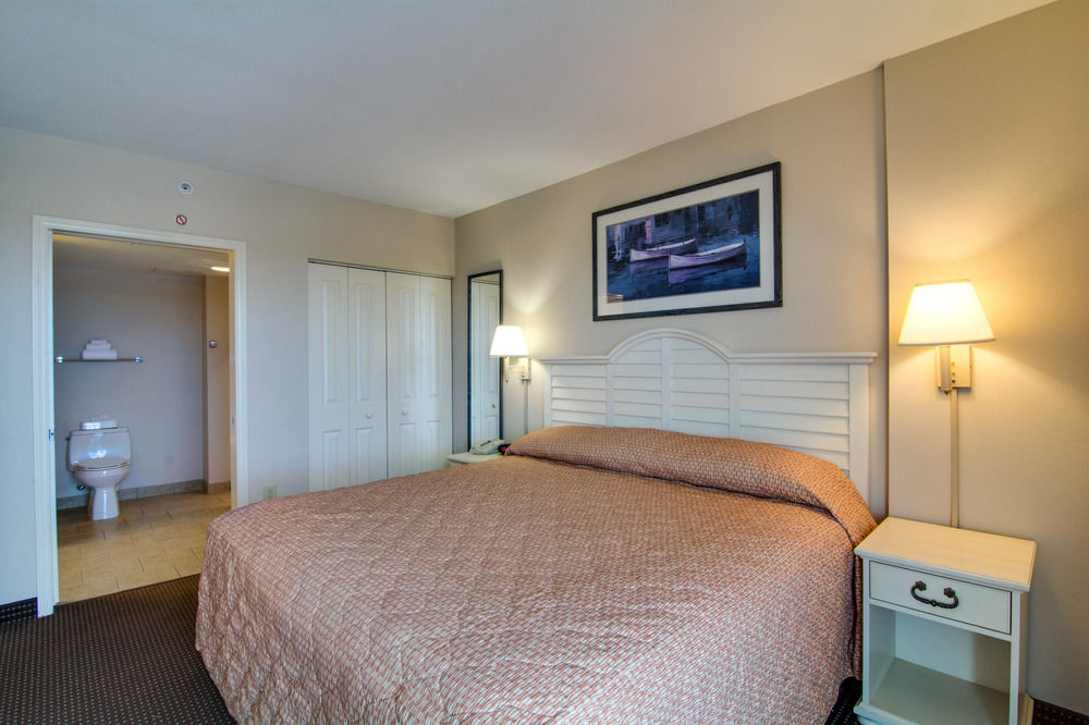 harbourgate marina club