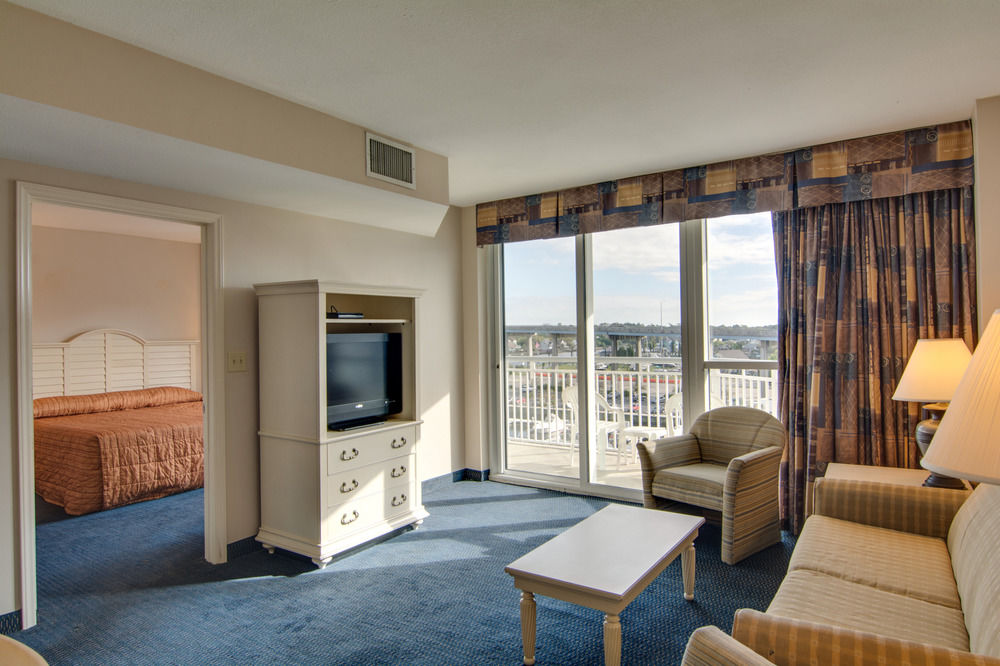 harbourgate marina club