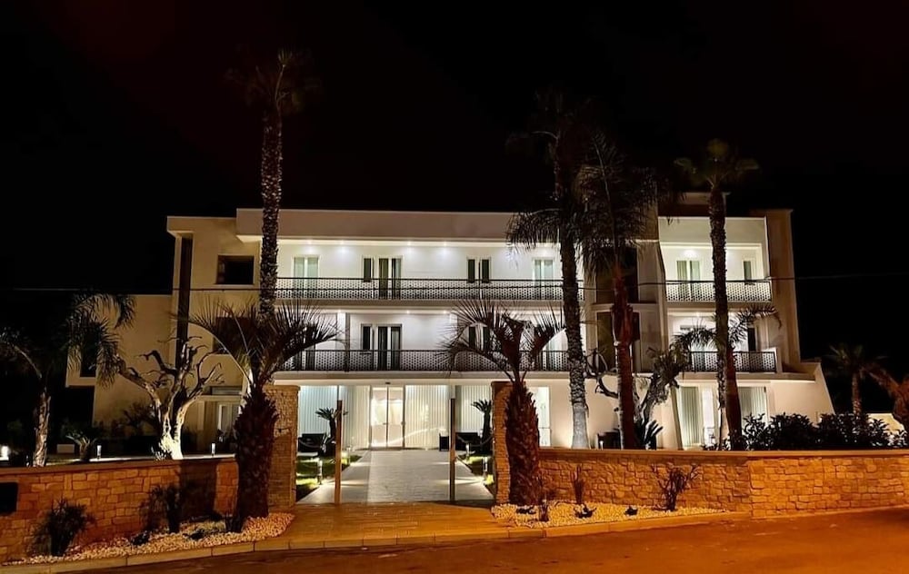 hotel posidonia
