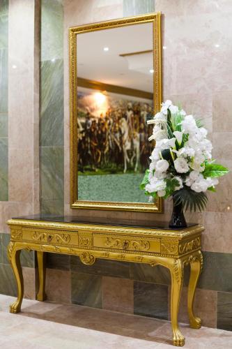 alrazi hotel
