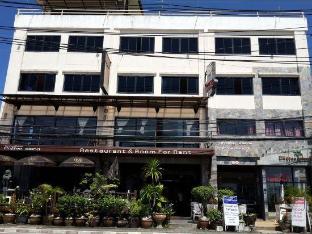 coffee island hostel