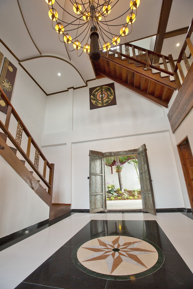 paradise island estate