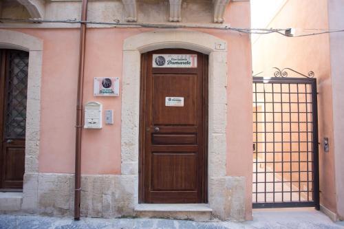 residence damarete siracusa