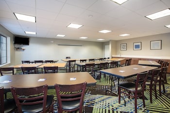Holiday Inn Express Hotel & Suites Ft. Collins By Ihg,Fort Collins>>Colorado,3 star