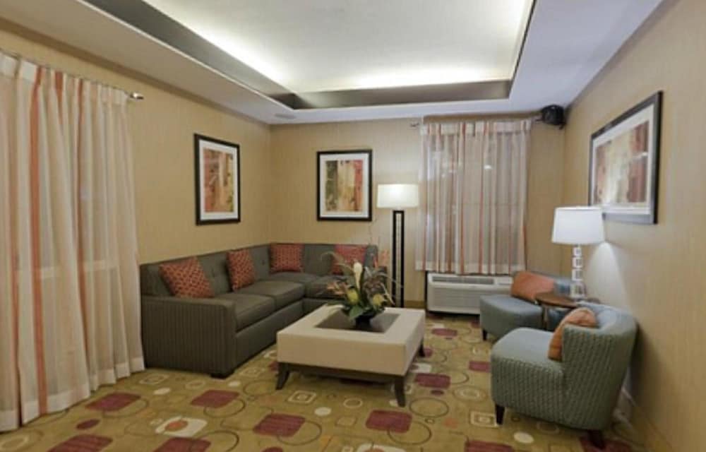 comfort inn and suites