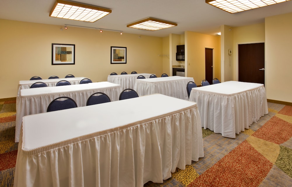 comfort inn and suites