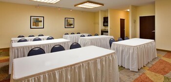 comfort inn and suites