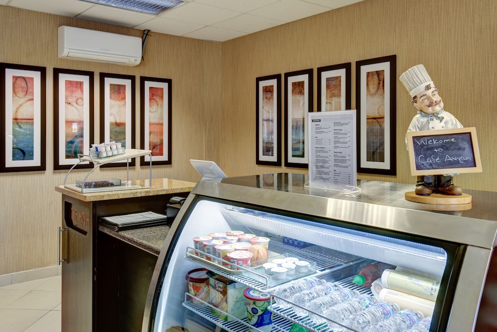 comfort inn and suites