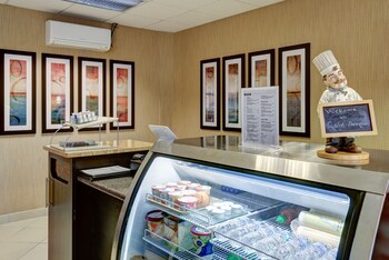 comfort inn and suites