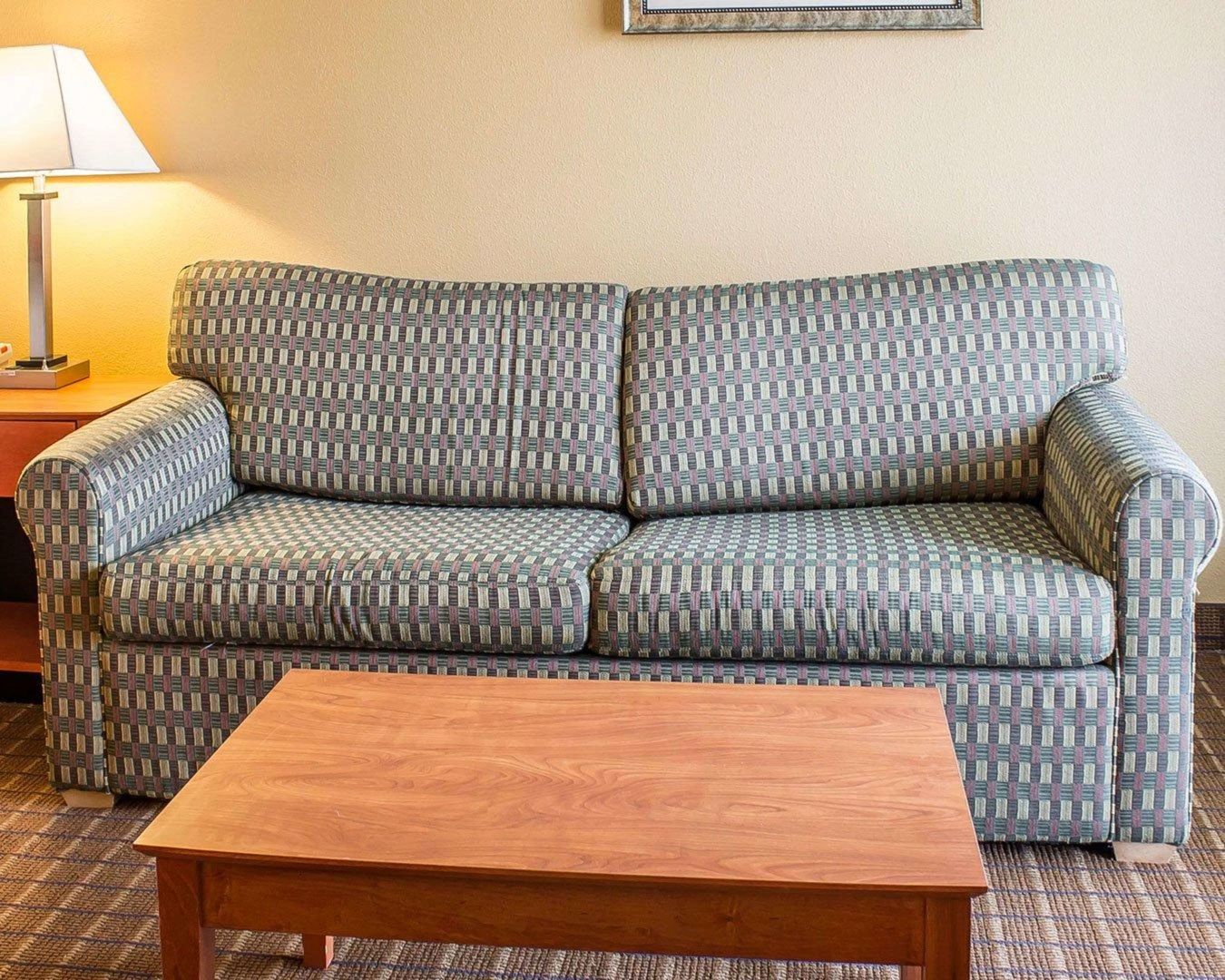 wilkes barre inn and suites