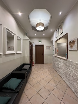 freedom traveller hostel