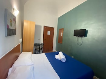 freedom traveller hostel