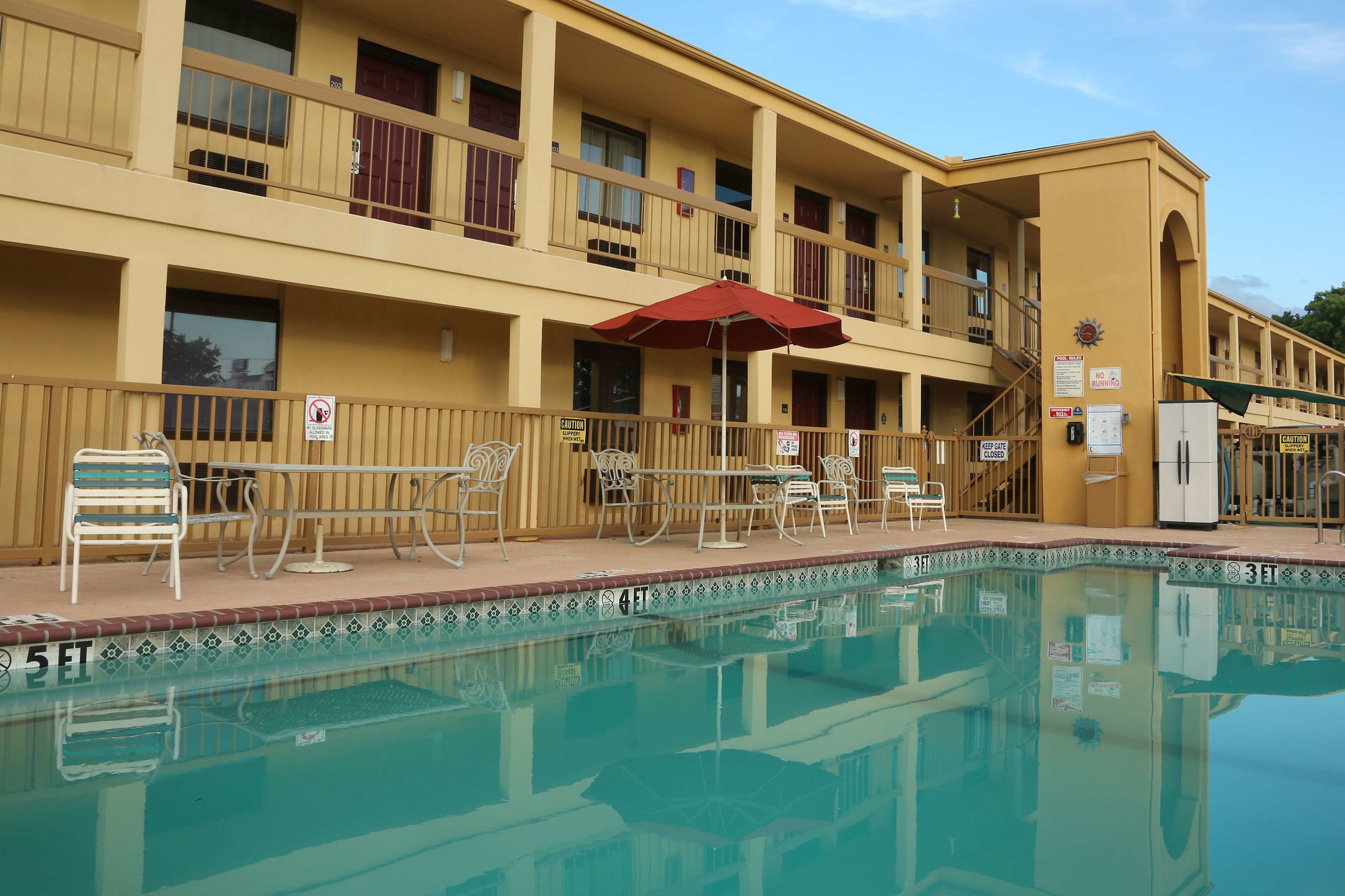 red roof inn ardmore