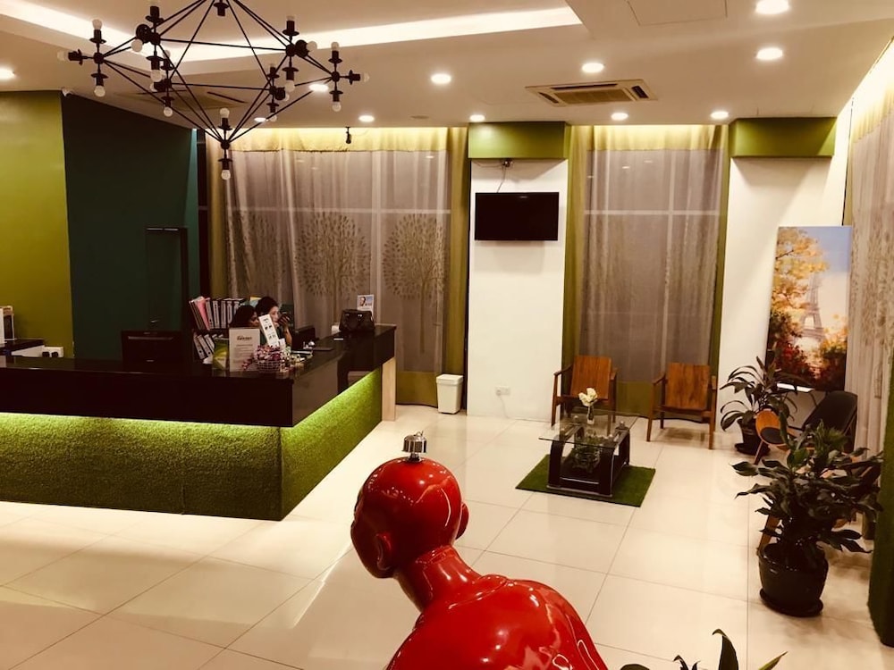 le garden hotel