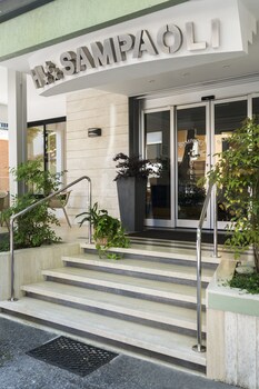 hotel sampaoli