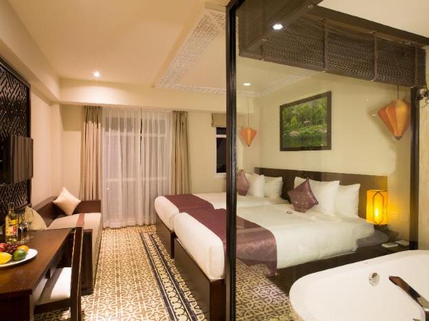 royal riverside hoi an hotel