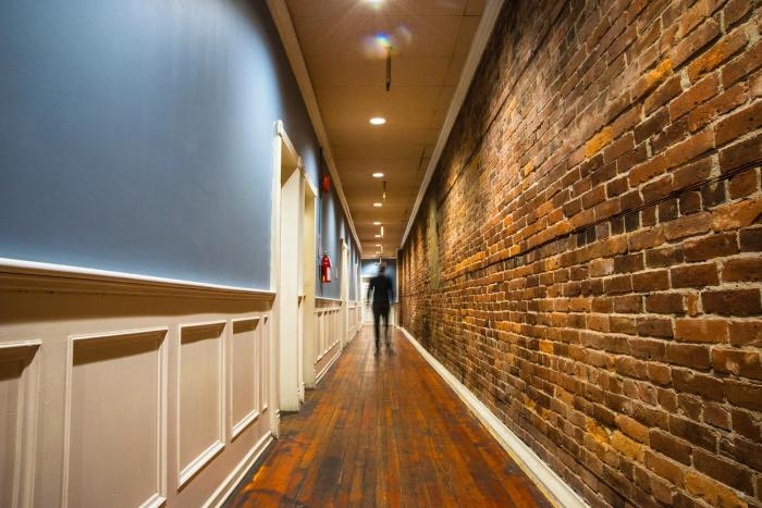 cambie hostel gastown