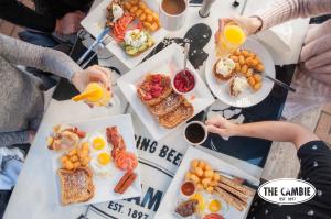 cambie hostel gastown