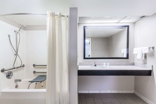 super 8 by wyndham pigeon forge dollywood lane