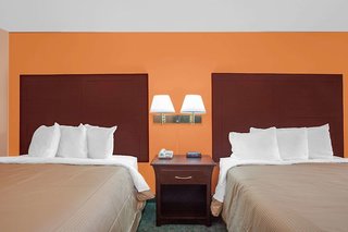 days inn by wyndham moulton