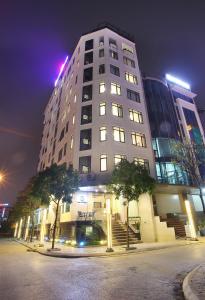 western hanoi hotel
