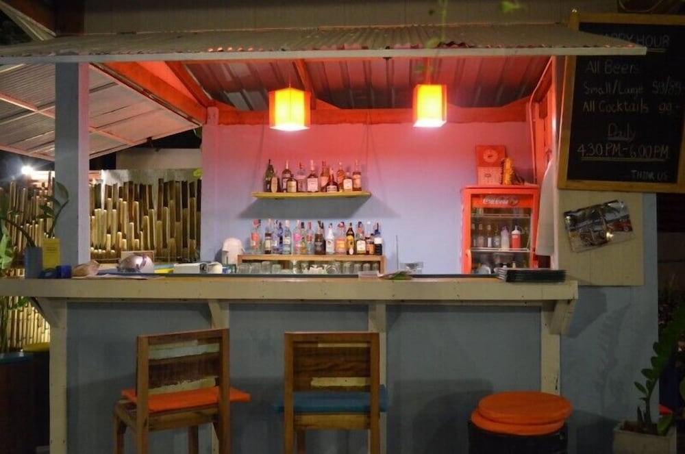 think and retro cafe lipa noi samui