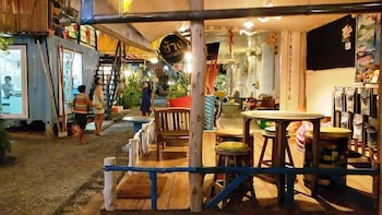 think and retro cafe lipa noi samui