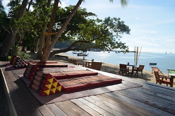 think and retro cafe lipa noi samui