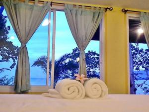 think and retro cafe lipa noi samui