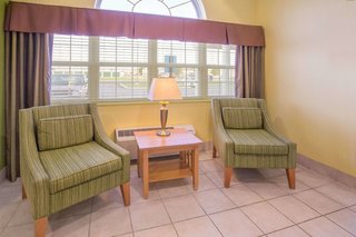 Microtel Inn & Suites By Wyndham Delphos,Lima>>Delphos,2 star