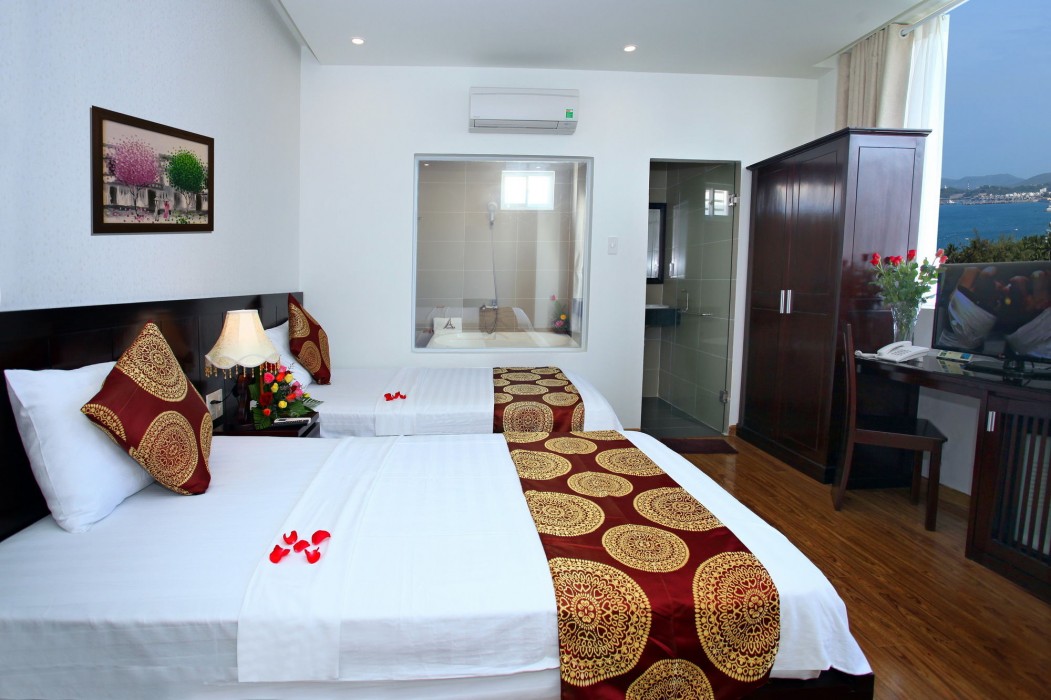 azura hotel