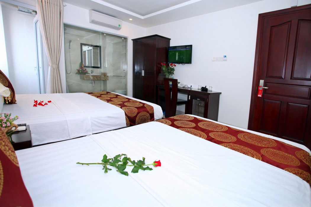 azura hotel