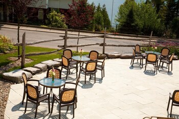 auberge de la tour du lac