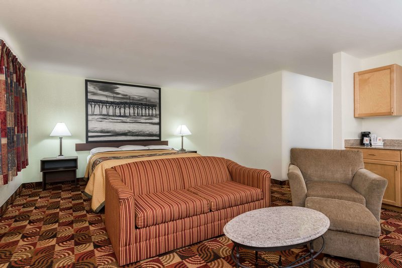 super 8 by wyndham fayetteville