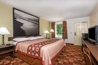 super 8 by wyndham fayetteville