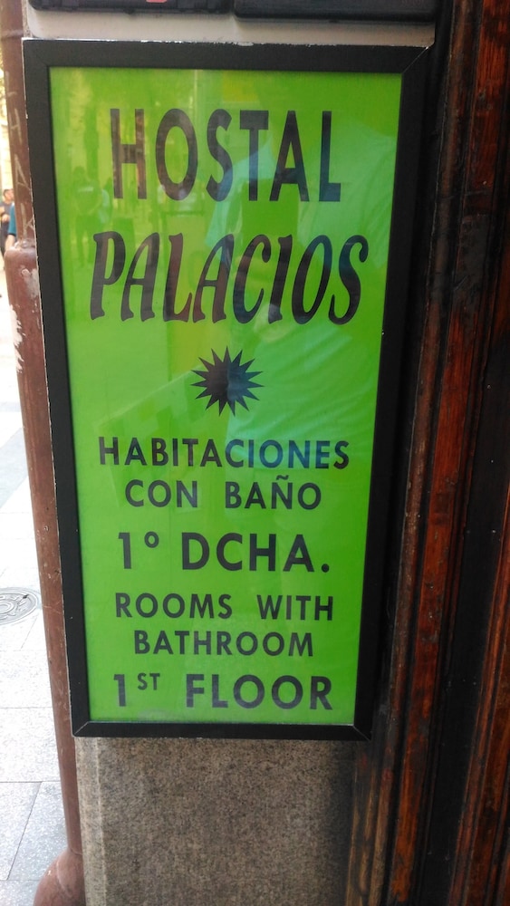 hostal palacios fuencarral