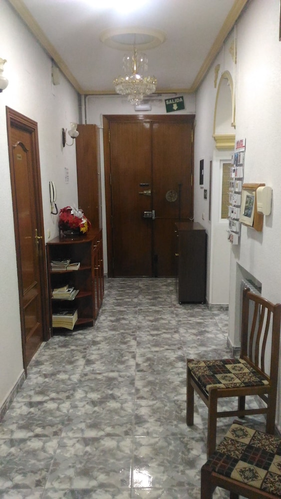 hostal palacios fuencarral