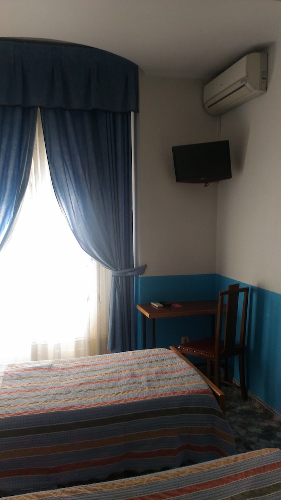 hostal palacios fuencarral