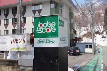 lodge scole