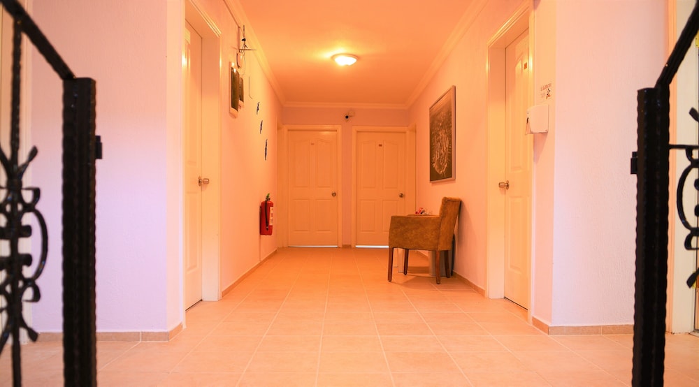 gumuldur mavi deniz otel